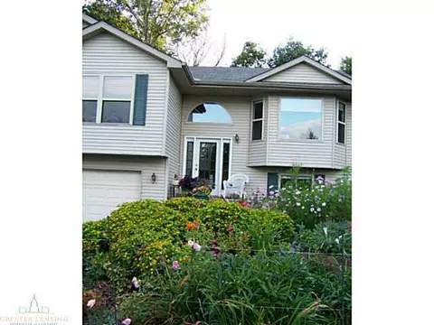 3706 Stoneleigh Dr, Lansing, MI 48910 photo 24