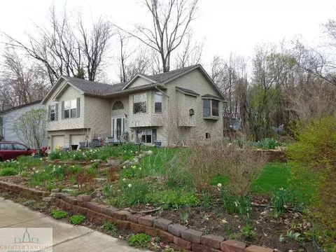 3706 Stoneleigh Dr, Lansing, MI 48910 photo 20