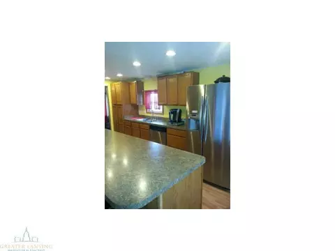 7060 Choctaw Dr, Owosso, MI 48867 photo 5