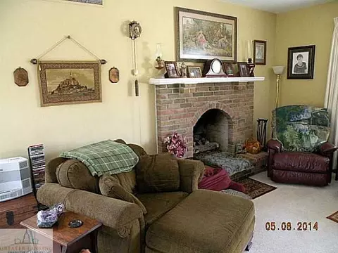 249 Vicksburg Dr, Lansing, MI 48917 photo 8