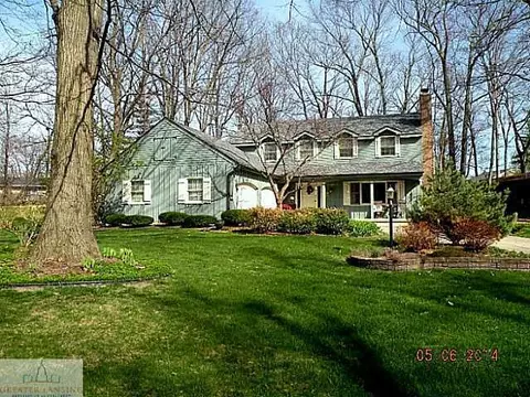 249 Vicksburg Dr, Lansing, MI 48917 photo 1
