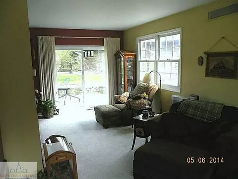 249 Vicksburg Dr, Lansing, MI 48917 photo 9