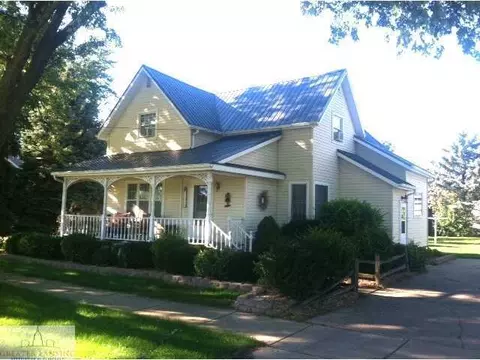 11240 W Clinton St, Fowler, MI 48835 photo 1