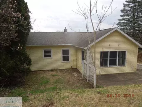 506 E River St, Grand Ledge, MI 48837 photo 4