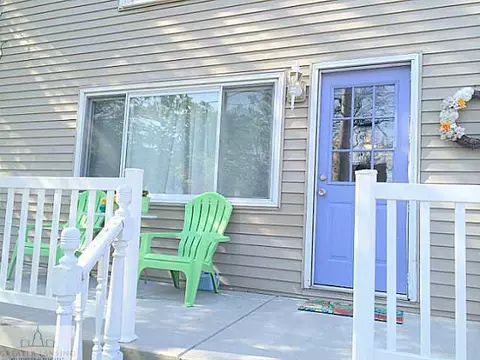 302 W Washington, Dewitt, MI 48820 photo 2