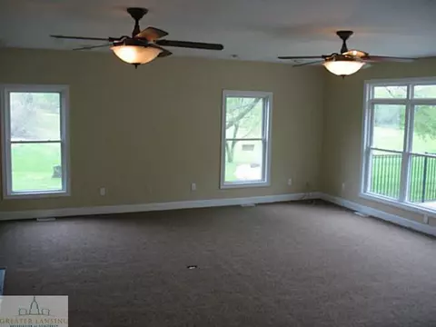 14841 S State, Perry, MI 48872 photo 4