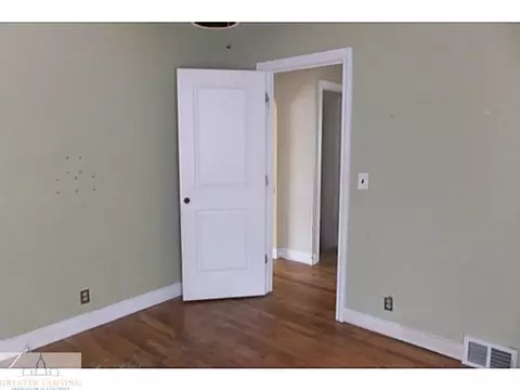 1127 Pershing Dr, Lansing, MI 48910 photo 4