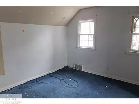 1127 Pershing Dr, Lansing, MI 48910 photo 6