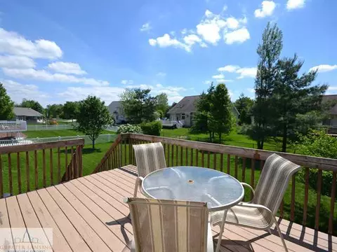 5310 Thames, Haslett, MI 48840 photo 18