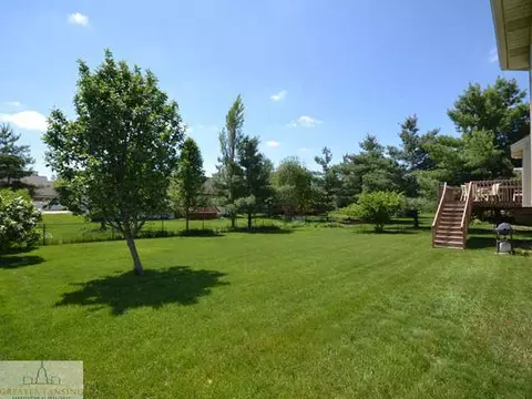 5310 Thames, Haslett, MI 48840 photo 19