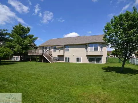 5310 Thames, Haslett, MI 48840 photo 16