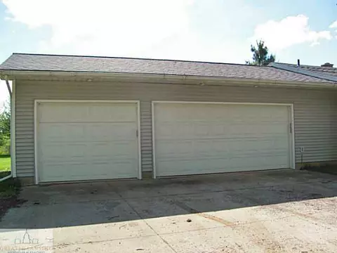 8549 S S Grv, Dewitt, MI 48820 photo 21