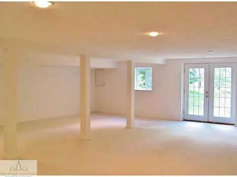 8549 S S Grv, Dewitt, MI 48820 photo 13