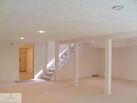 8549 S S Grv, Dewitt, MI 48820 photo 14