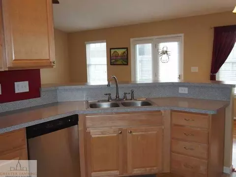 1332 Hosta Ct, Holt, MI 48842 photo 4