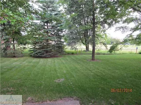 5881 Green, Haslett, MI 48840 photo 11