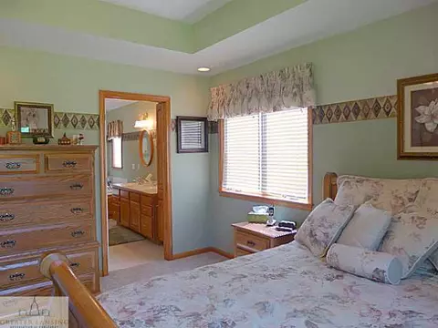 3340 Hidden Ridge Dr, Dewitt, MI 48820 photo 6