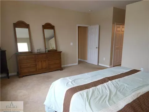 6889 Castleton Dr, Grand Ledge, MI 48837 photo 8