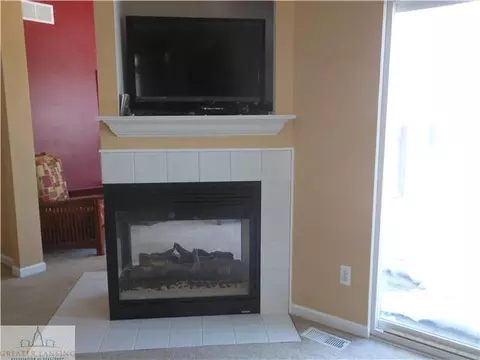 6889 Castleton Dr, Grand Ledge, MI 48837 photo 24