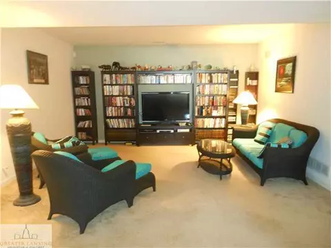 6889 Castleton Dr, Grand Ledge, MI 48837 photo 18