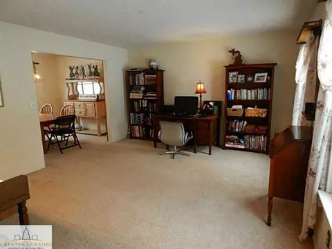 2126 Mark Ave, Lansing, MI 48912 photo 12