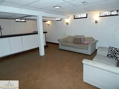 2126 Mark Ave, Lansing, MI 48912 photo 24
