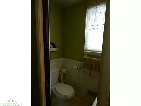 2126 Mark Ave, Lansing, MI 48912 photo 7