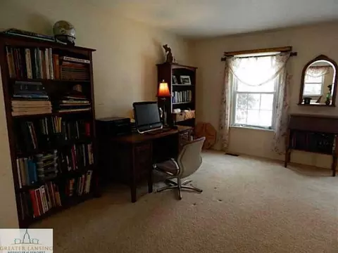 2126 Mark Ave, Lansing, MI 48912 photo 14