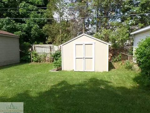 2425 Dillingham, Lansing, MI 48906 photo 6