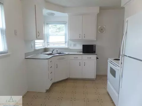 2425 Dillingham, Lansing, MI 48906 photo 10