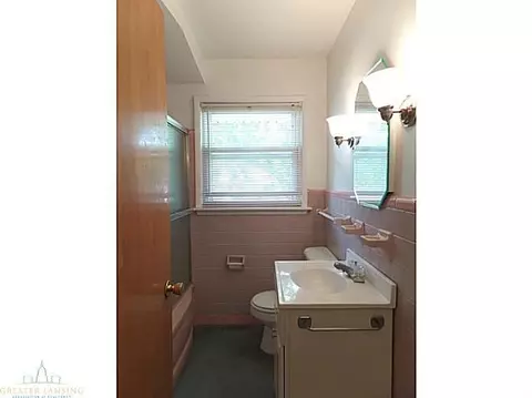 2425 Dillingham, Lansing, MI 48906 photo 19