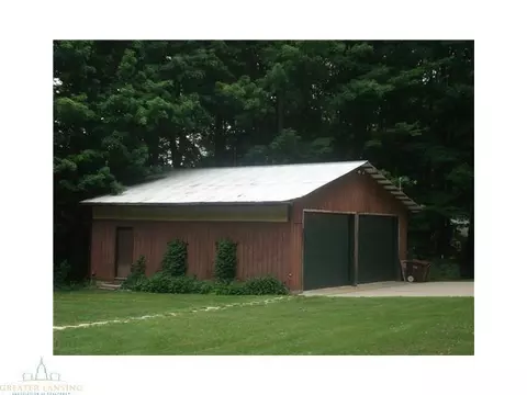 13808 W Mccrumb Rd, Eagle, MI 48822 photo 3