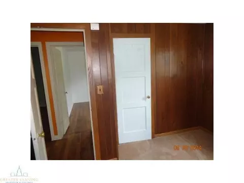 1218 Hapeman St, Lansing, MI 48915 photo 8