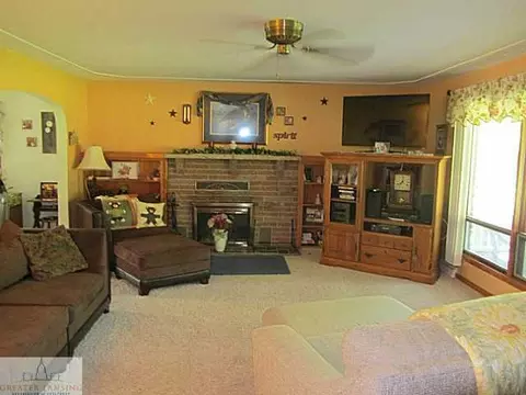 11144 S Dewitt, Dewitt, MI 48820 photo 4