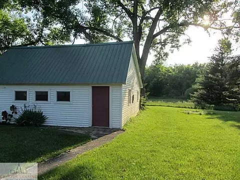 11144 S Dewitt, Dewitt, MI 48820 photo 23