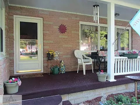 11144 S Dewitt, Dewitt, MI 48820 photo 3
