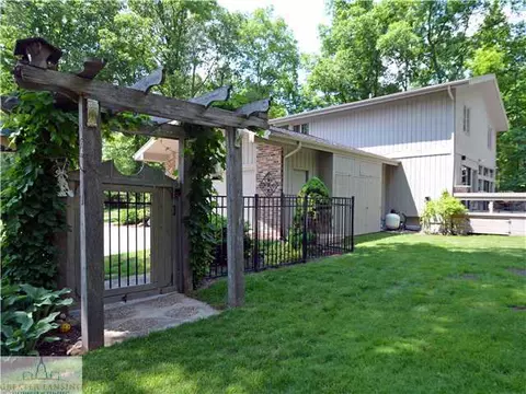 181 Cinnabar Cir, Williamston, MI 48895 photo 25