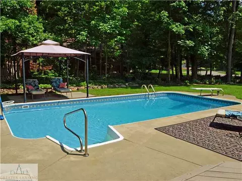 181 Cinnabar Cir, Williamston, MI 48895 photo 8