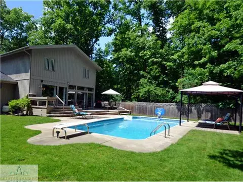 181 Cinnabar Cir, Williamston, MI 48895 photo 9