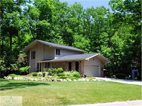 181 Cinnabar Cir, Williamston, MI 48895 photo 2