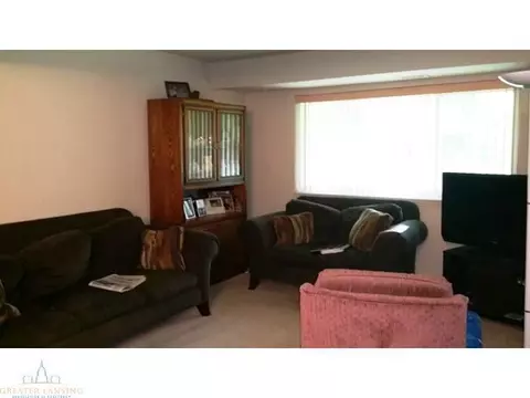 1747 Maple Rdg #1, Haslett, MI 48840 photo 9