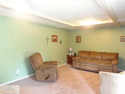 206 Roundtop Rd, Lansing, MI 48917 photo 15