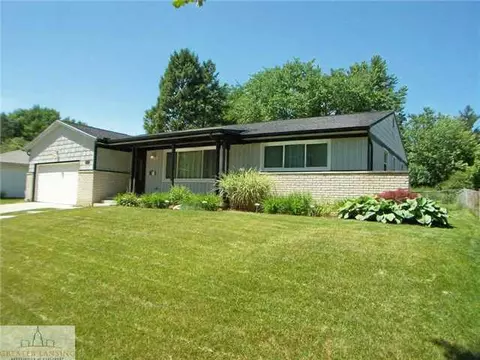 3714 Springbrook Ln, Lansing, MI 48917 photo 1