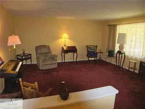 3714 Springbrook Ln, Lansing, MI 48917 photo 4