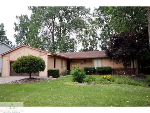 1217 Sandhill Dr, Dewitt, MI 48820 photo 1