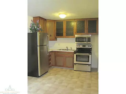 3308 Argyll Dr, Lansing, MI 48911 photo 3