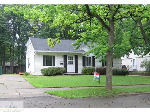 3308 Argyll Dr, Lansing, MI 48911 photo 1