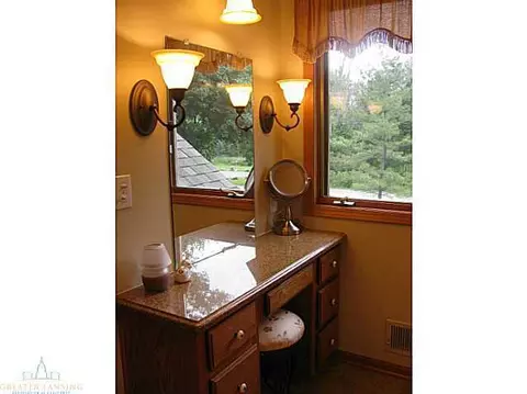3927 W Herbison, Dewitt, MI 48820 photo 14
