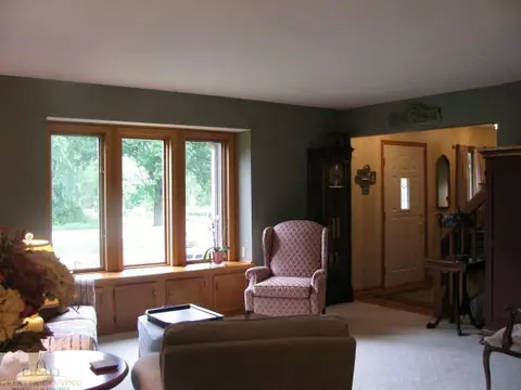 3927 W Herbison, Dewitt, MI 48820 photo 4