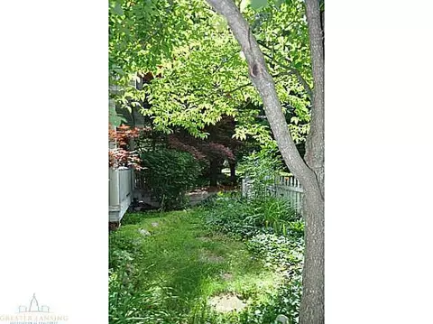 5581 Ann Dr, Bath, MI 48808 photo 4